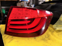 HELLA 2SD010234-101-STOP LAMBASI SAG DIS BMW 5 SERİSİ F10 2011-2013 > 63217203230_/3923